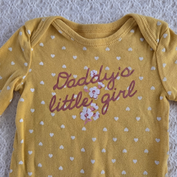 Carters Baby Girl "Daddys Little girl" Hearts Long Sleeve Snap Romper 3 months - Picture 2 of 5